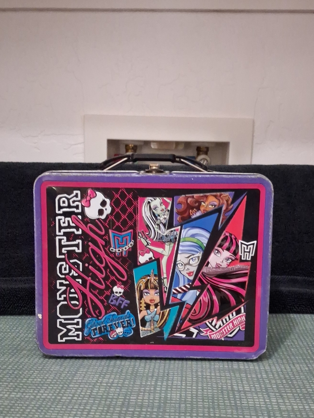 monster high Purple, Pink & Black Graphic Kids Lunchbox